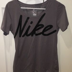 Nike Tee Women’s